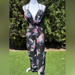 Women’s Identity Black Floral Spaghetti Strap Elegant Jumpsuit size Small